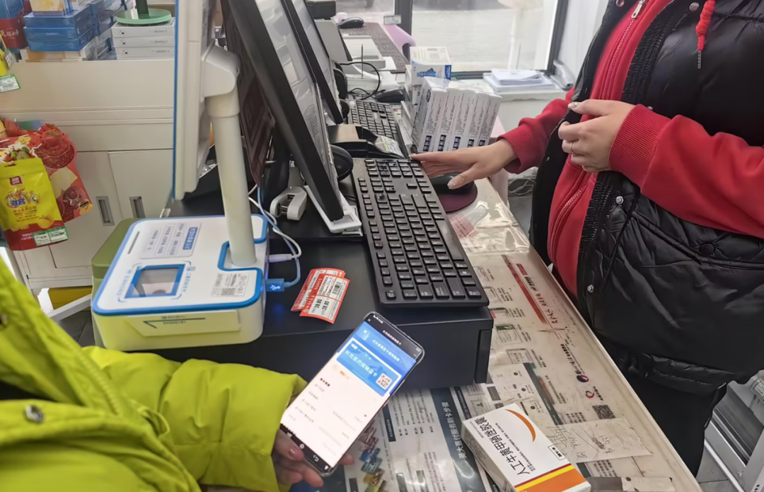 昆明最新刷医保卡换现金方法分析(最方便真实的昆明哪里可以刷医保卡换现金方法)